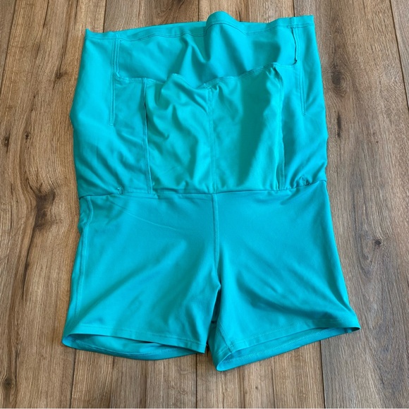 Under Armour - Small - Green/Blue Golf Skirt - Picture 5 of 7